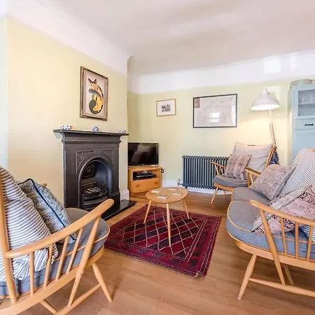 8 The Craighurst, Southwold Exterior photo