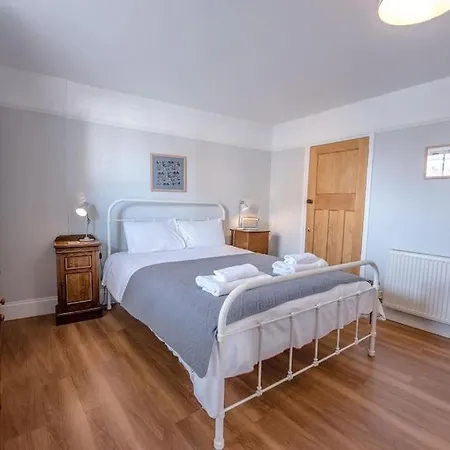 8 The Craighurst, Southwold Exterior photo